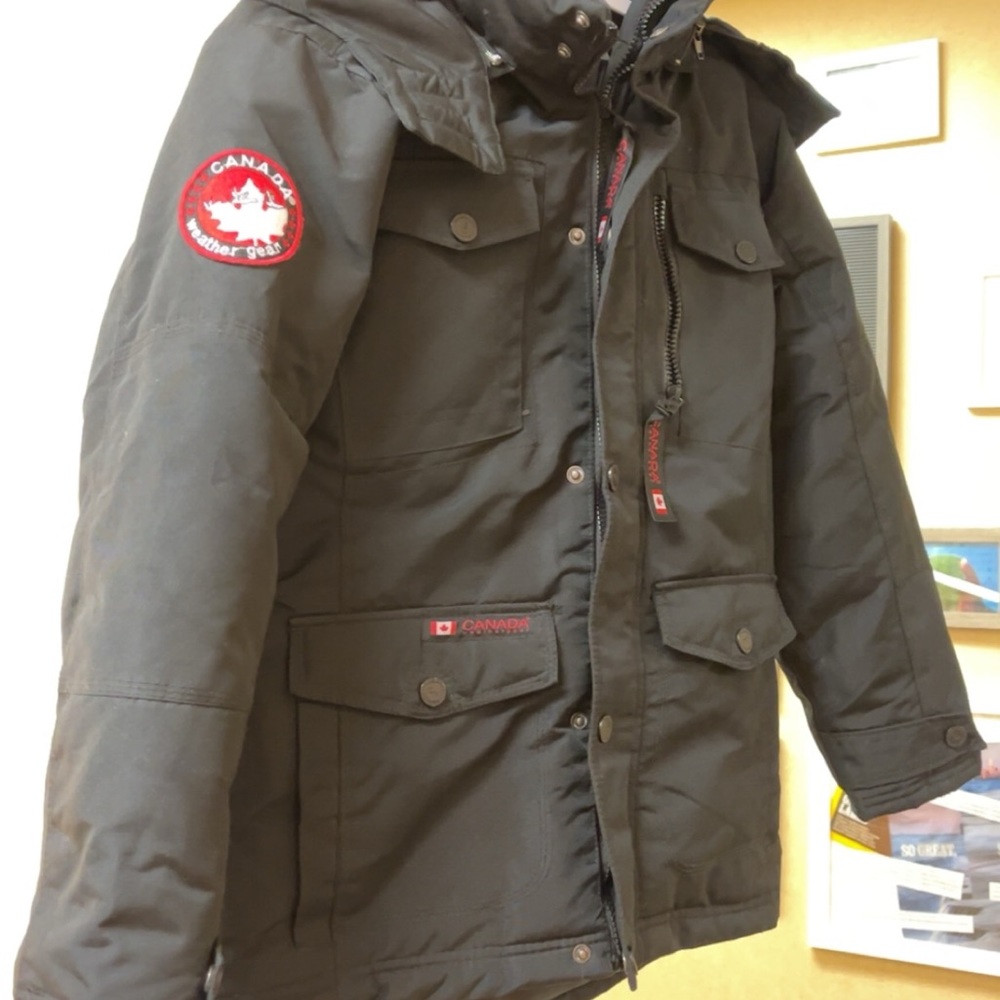 Canada Winter Gear child size M 10/12 coat
